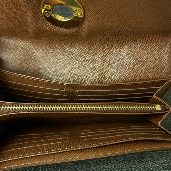 LOUIS VUITTON WALLET - Picture 3 of 5